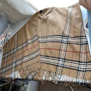 V. FRAAS Camel Herringbone Wrap Poncho